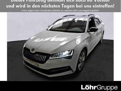 Gebraucht Skoda Superb SportLine 218 PS (160 kW) 2022 Moonweiss metallic Kombi