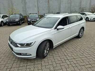 Gebraucht VW Passat Highline 190 PS (139 kW) 2019 Weiß Kombi