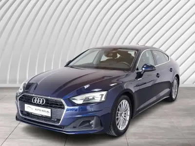 Gebraucht Audi A5 Sportback 163 PS (119 kW) 2023 Navarrablau metallic Kleinwagen