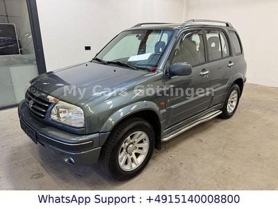 Grau Gebraucht 2005 Suzuki Grand Vitara Limited SUV | 10.990 € (Teuer)