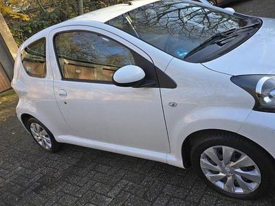 Usata Toyota Aygo Cool 68 CV (50 kW) 2012 Bianco Utilitaria