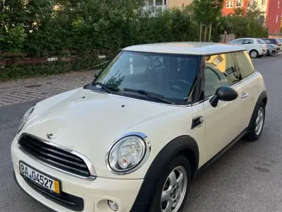 Occasion Mini ONE 75 PK (55 kW) 2010 Beige Hatchback