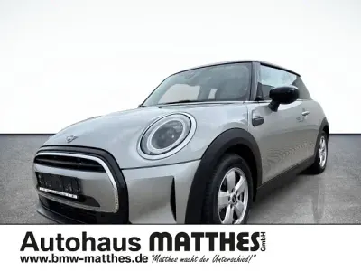 Gebraucht Mini Cooper 136 PS (100 kW) 2023 Silber Kleinwagen