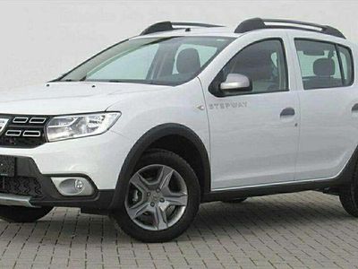 Gebraucht Dacia Sandero Ambiance 101 PS (74 kW) 2020 Weiss / arktisweiss SUV