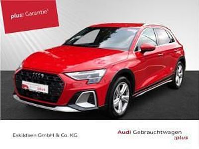 Gebraucht Audi A3 Ambiente 150 PS (110 kW) 2025 Rot Limousine