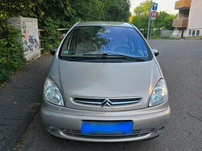 Gebraucht Citroën Xsara Exclusive 136 PS (100 kW) 2003 Gold Van / Kleinbus