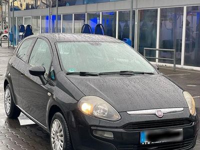 Gebraucht Fiat Punto 69 PS (50 kW) 2011 Schwarz Kleinwagen