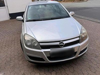 Gebraucht Opel Astra 101 PS (74 kW) 2005 Grau Limousine