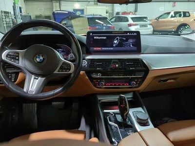Blau Gebraucht 2021 BMW 520 Sport Line Limousine | 29.829 € (Guter Preis)