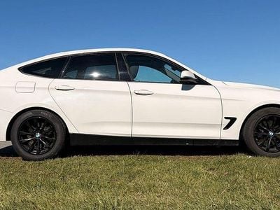 Second-hand BMW 330 Gran Turismo 258 CP (189 kW) 2018 Alb Berlinǎ