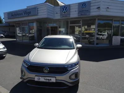 Gebraucht VW T-Roc Beats 150 PS (110 kW) 2023 Silber SUV
