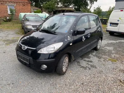 Gebraucht Hyundai i10 Classic 67 PS (49 kW) 2010 Schwarz Kleinwagen