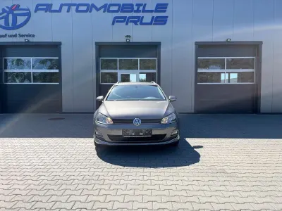 Gebraucht VW Golf VII LOUNGE 110 PS (80 kW) 2015 Grau Kombi