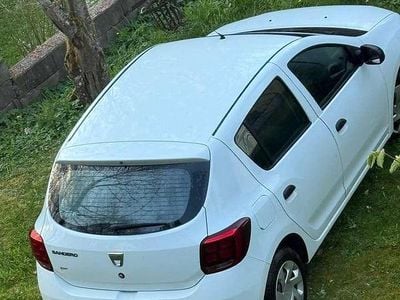 Gebraucht Dacia Sandero 75 PS (55 kW) 2017 Weiß Limousine