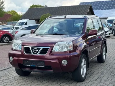 Gebraucht Nissan X-Trail 165 PS (121 kW) 2003 Rot SUV