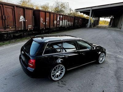 Second-hand Audi RS4 Sport 700 CP (514 kW) 2000 Negru Break