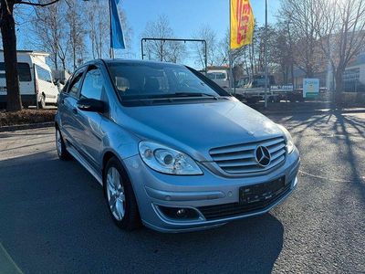 Gebraucht Mercedes B200 136 PS (100 kW) 2006 Blau Van / Kleinbus
