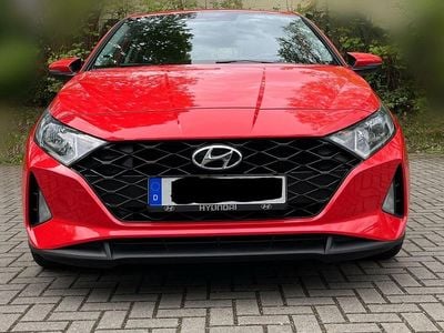 Gebraucht Hyundai i20 Trend 101 PS (74 kW) 2021 Rot Kleinwagen