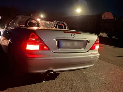 Gebraucht Mercedes SLK230 193 PS (141 kW) 1998 Silber Cabrio
