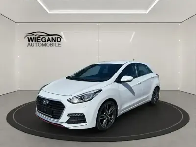 Gebraucht Hyundai i30 Turbo 186 PS (136 kW) 2016 Weiß Limousine