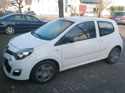 Second-hand Renault Twingo 75 CP (55 kW) 2012 Alb Hatchback