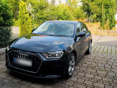 Gebraucht Audi A1 Sportback Advanced 95 PS (69 kW) 2024 Grau Kleinwagen