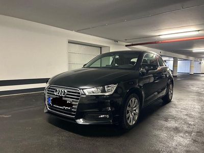 Gebraucht Audi A1 95 PS (69 kW) 2016 Schwarz Kleinwagen