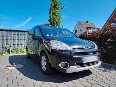 Gebraucht Citroën Berlingo 114 PS (83 kW) 2014 Schwarz Van / Kleinbus