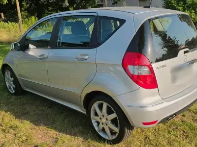 Gebraucht Mercedes A200 Avantgarde 192 PS (141 kW) 2009 Silber Limousine