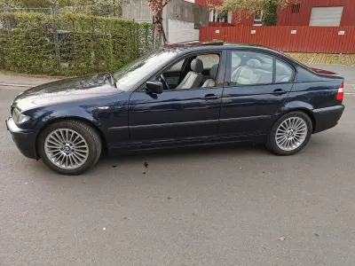 Usata BMW 320 170 CV (125 kW) 2003 Blu Berlina