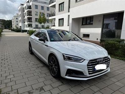 Weiß Gebraucht 2019 Audi A5 Sportback Kleinwagen | 26.400 € (Guter Preis)