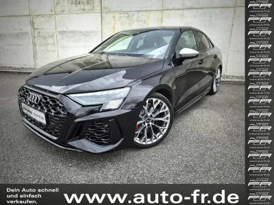Używany Audi RS3 Advanced 400 KM (294 kW) 2022 Czarny Sedan/Limuzyna