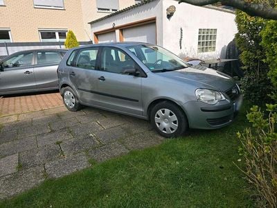 Gebraucht VW Polo 60 PS (44 kW) 2009 Grau Kleinwagen