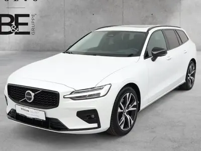 Gebraucht Volvo V60 Ultra 197 PS (144 kW) 2025 Weiß Kombi