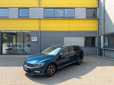 Gebraucht VW Passat Elegance 190 PS (139 kW) 2020 Blau Kombi