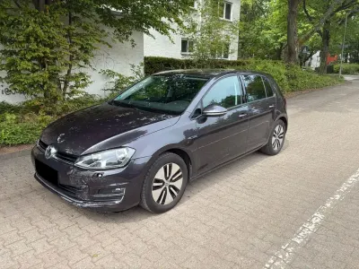 Second-hand VW Golf VII LOUNGE 86 CP (63 kW) 2016 Gri Berlinǎ