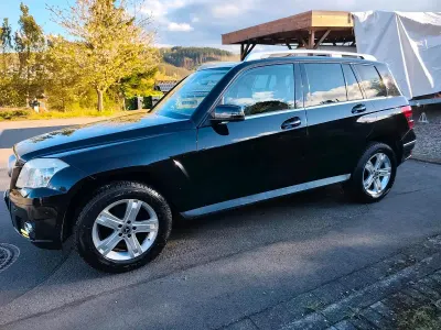 Używany Mercedes GLK320 224 KM (164 kW) 2009 Czarny SUV