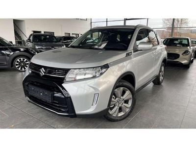 Silky silber Gebraucht 2025 Suzuki Vitara Comfort SUV | 23.370 € (Guter Preis)
