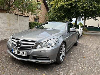 Mercedes E220