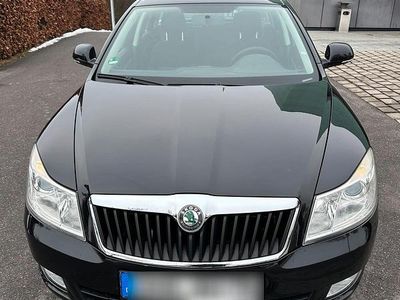 Schwarz Gebraucht 2009 Skoda Octavia Kombi | 3.790 €