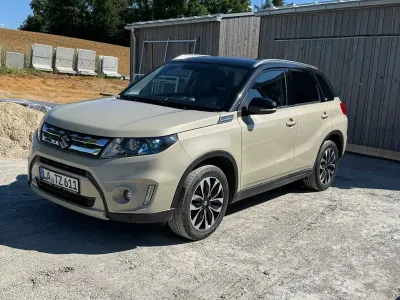 Gebraucht Suzuki Vitara Comfort+ 120 PS (88 kW) 2016 Beige SUV