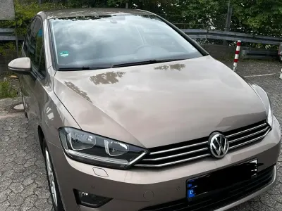 Gebraucht VW Golf Sportsvan 110 PS (80 kW) 2014 Gold Van / Kleinbus