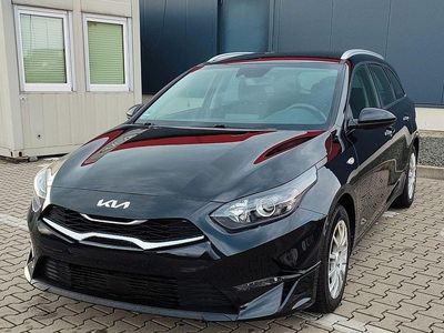 Gebraucht Kia Ceed Sportswagon Vision 160 PS (117 kW) 2023 Schwarz Kombi
