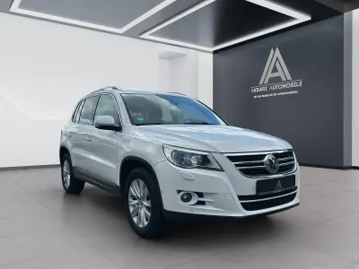 Gebraucht VW Tiguan Team 140 PS (102 kW) 2011 Weiß SUV