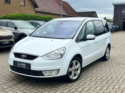 Gebraucht Ford Galaxy 145 PS (106 kW) 2009 Weiß Van / Kleinbus