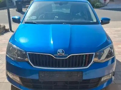 Gebraucht Skoda Fabia Drive 90 PS (66 kW) 2017 Blau Limousine