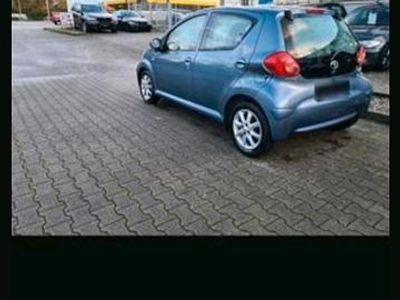 Usata Toyota Aygo 69 CV (50 kW) 2008 Blu Utilitaria