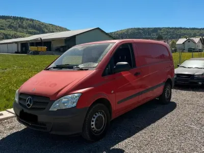 Brugt Mercedes Vito 136 HK (100 kW) 2015 Rød Van