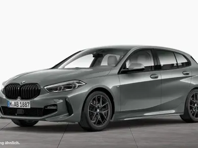 Gebraucht BMW 120 M Sport 178 PS (130 kW) 2023 Skyscraper grau Limousine