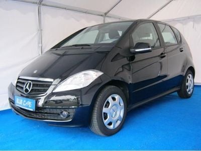 Gebraucht Mercedes A180 109 PS (80 kW) 2011 Schwarz metallic Limousine